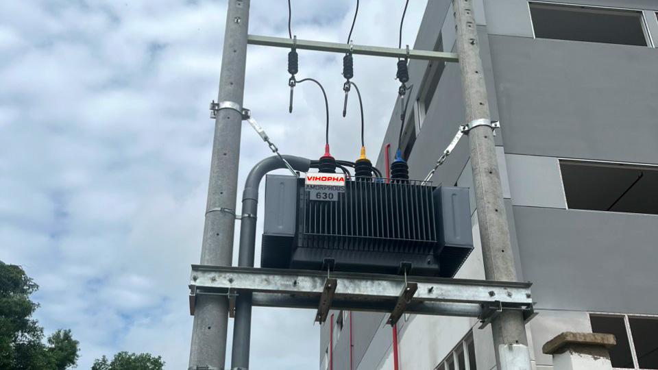 Trạm biến áp treo